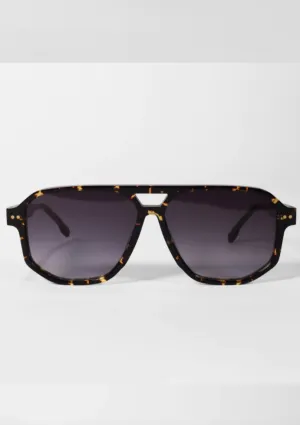 Neufound McQueen Tort