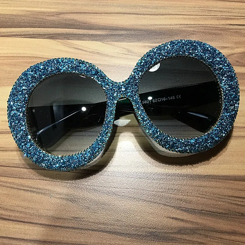 New Luxury Over sized Sunglasses Women Vintage Rhinestones
