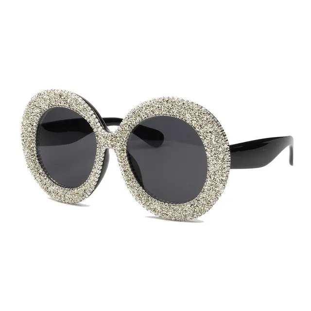 New Luxury Over sized Sunglasses Women Vintage Rhinestones