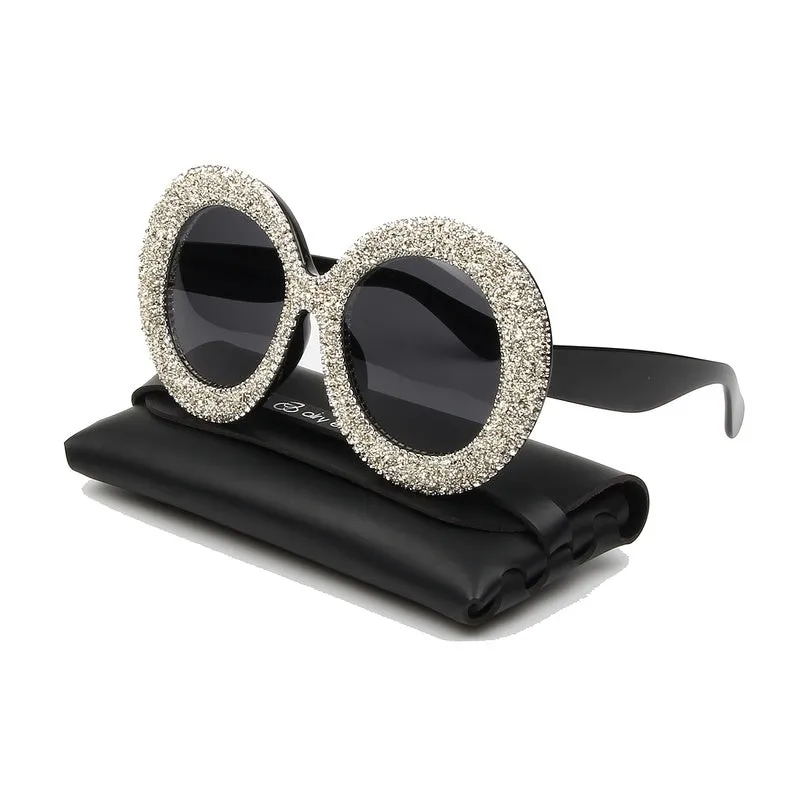 New Luxury Over sized Sunglasses Women Vintage Rhinestones