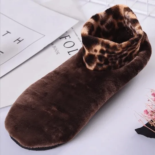 Non-slip Thermal Socks for Indoor Use