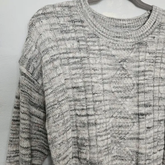NWT Kut from the Kloth Lenora Cable Knit Pullover | M