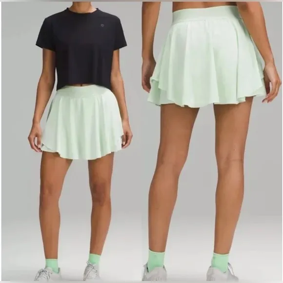 NWT Lululemon Court Rival High-Rise HR Skirt in Kohlrabi Green. Size 4.