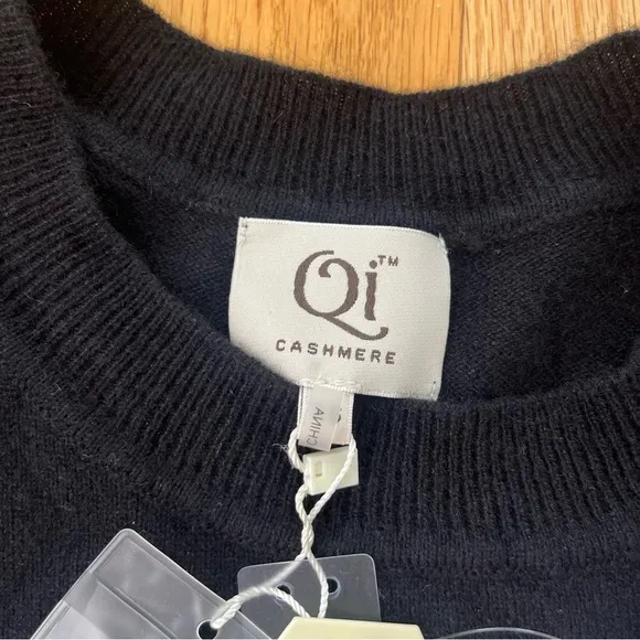 NWT QI Cashmere 100% cashmere ruffle sleeve black minimalist sweater XS