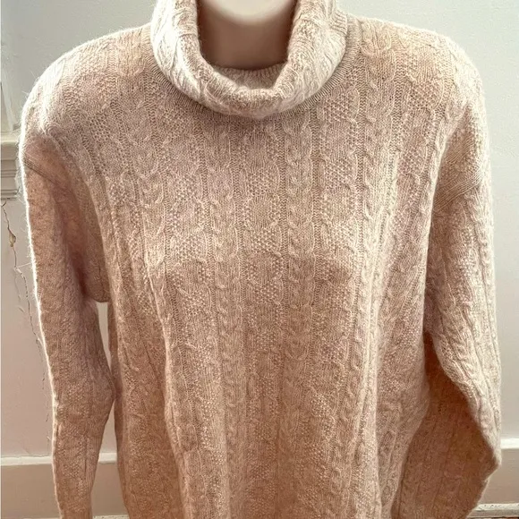 NWT Vintage Jeanne Pierre Lambswool angora oatmeal cottage Turtleneck Sweater M