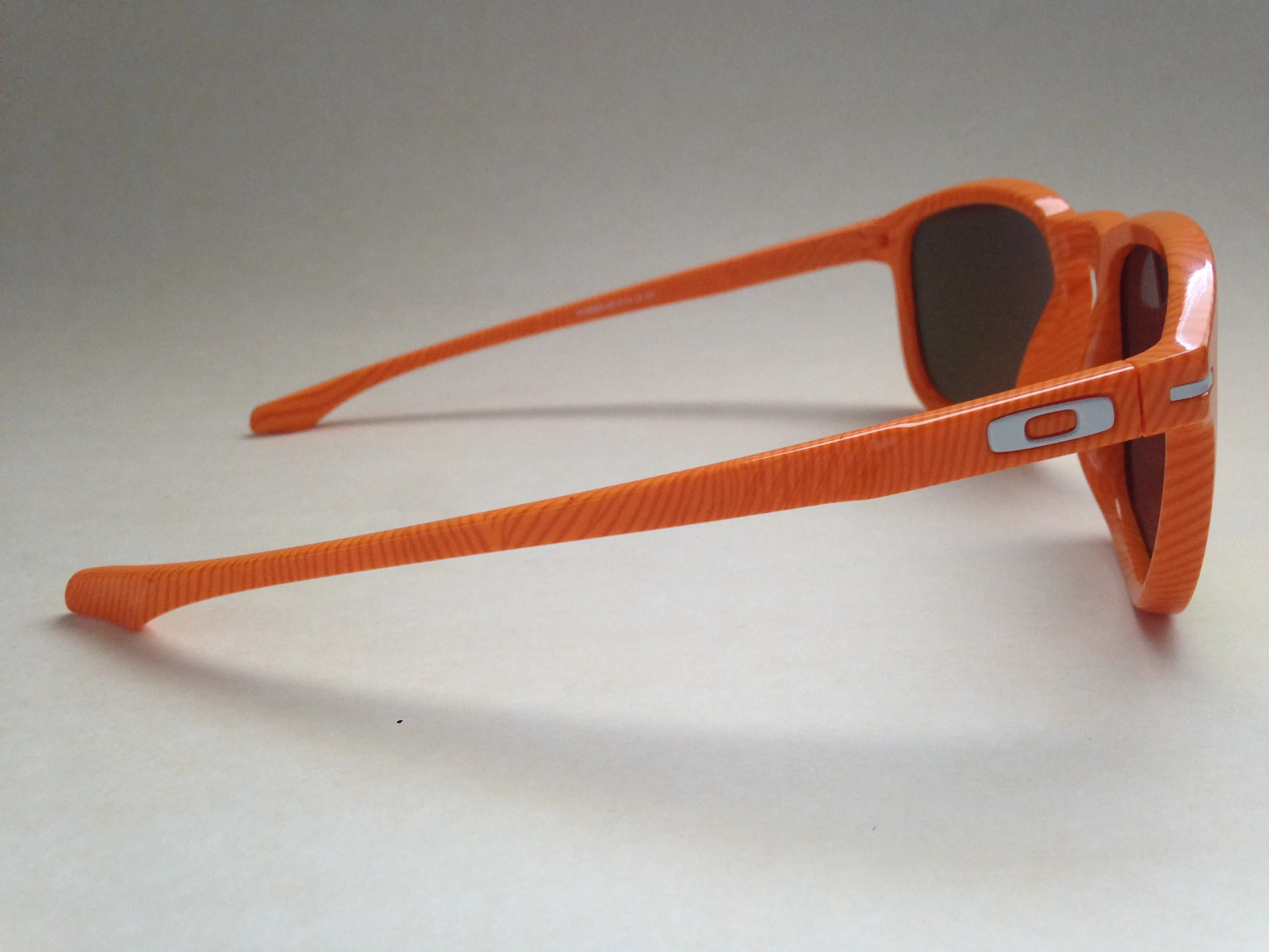 Oakley Enduro Sport Sunglasses Fingerprint Atomic Orange Fire Iridium Mirror Lens OO9223-22