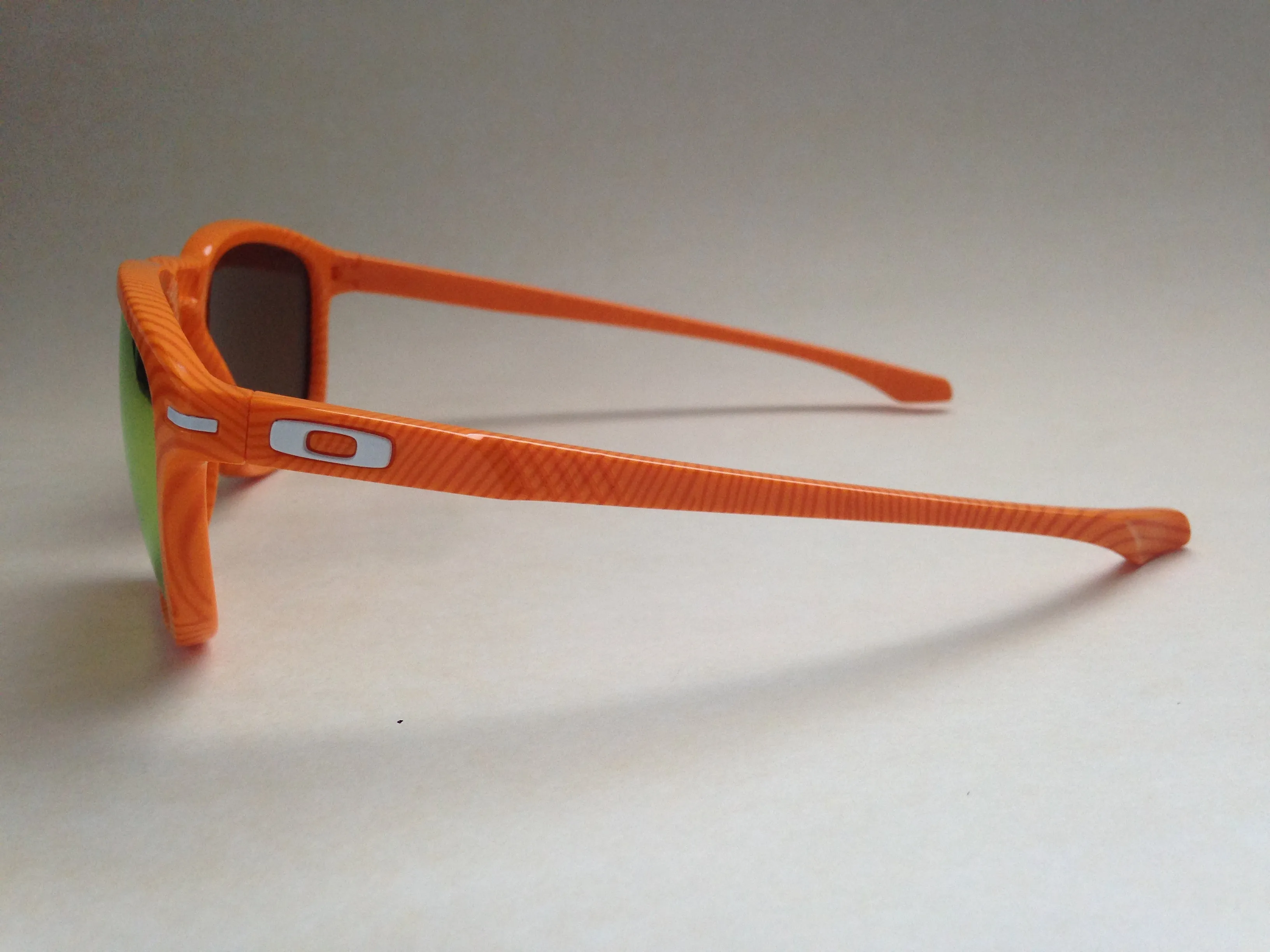 Oakley Enduro Sport Sunglasses Fingerprint Atomic Orange Fire Iridium Mirror Lens OO9223-22