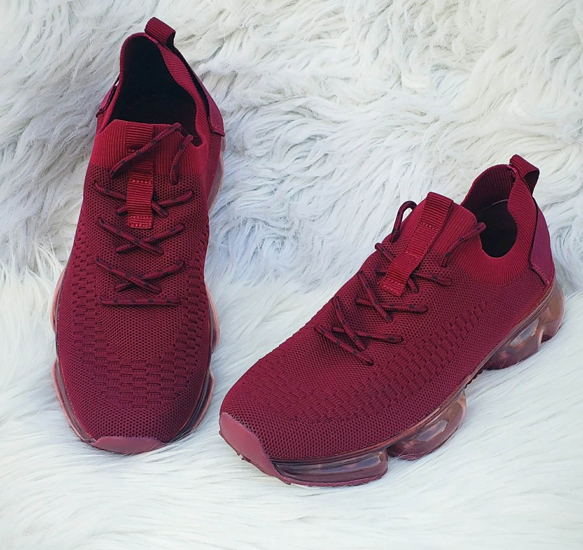 On The Run Sneakers - Burgundy