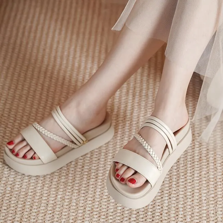 Petite Feet Strap Platform Sandals GS334