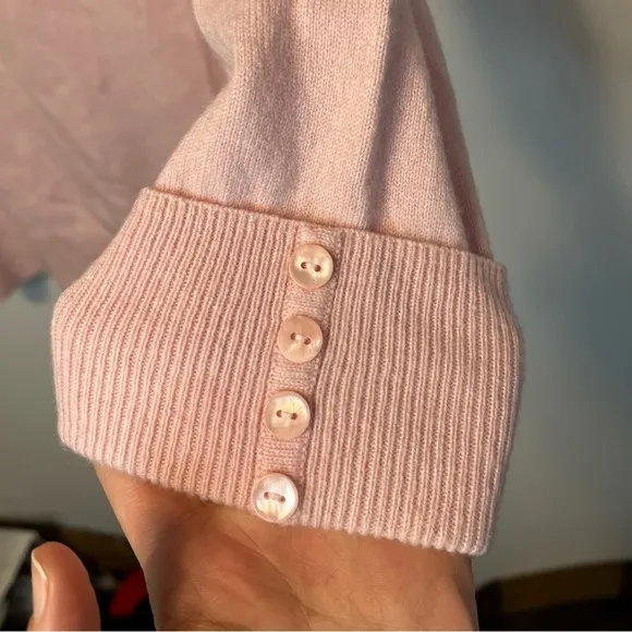 Prive 100% Cashmere Boatneck Pullover Button Cuff Sz M Pastel Pink