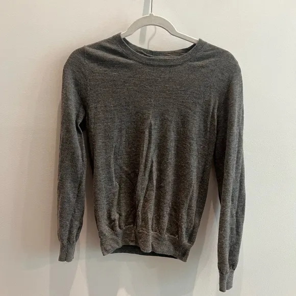 Pure Cashmere grey sweater