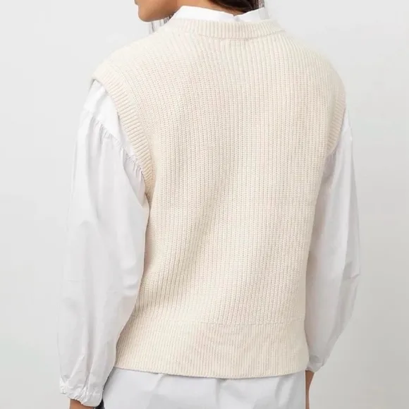 Rails ‘Chandler’ V-Neck Sweater Vest in Cream