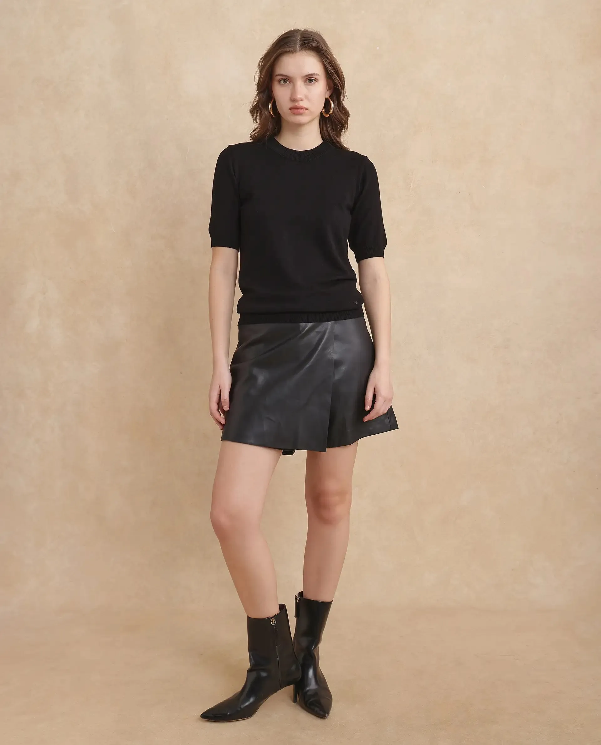 Rareism Women Rohrdo Black Full Sleeve Crew Neck Plain Sweater