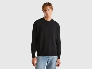 Regular Fit Round Neck Solid Sweater