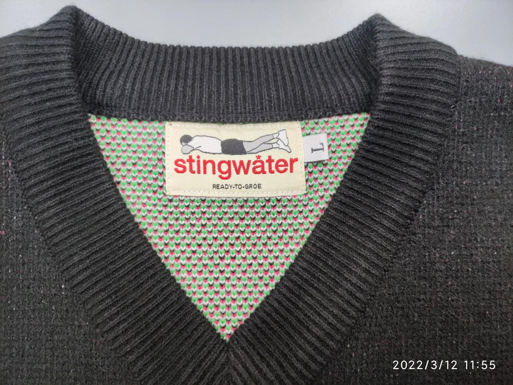 Rose Sweater Vest Black