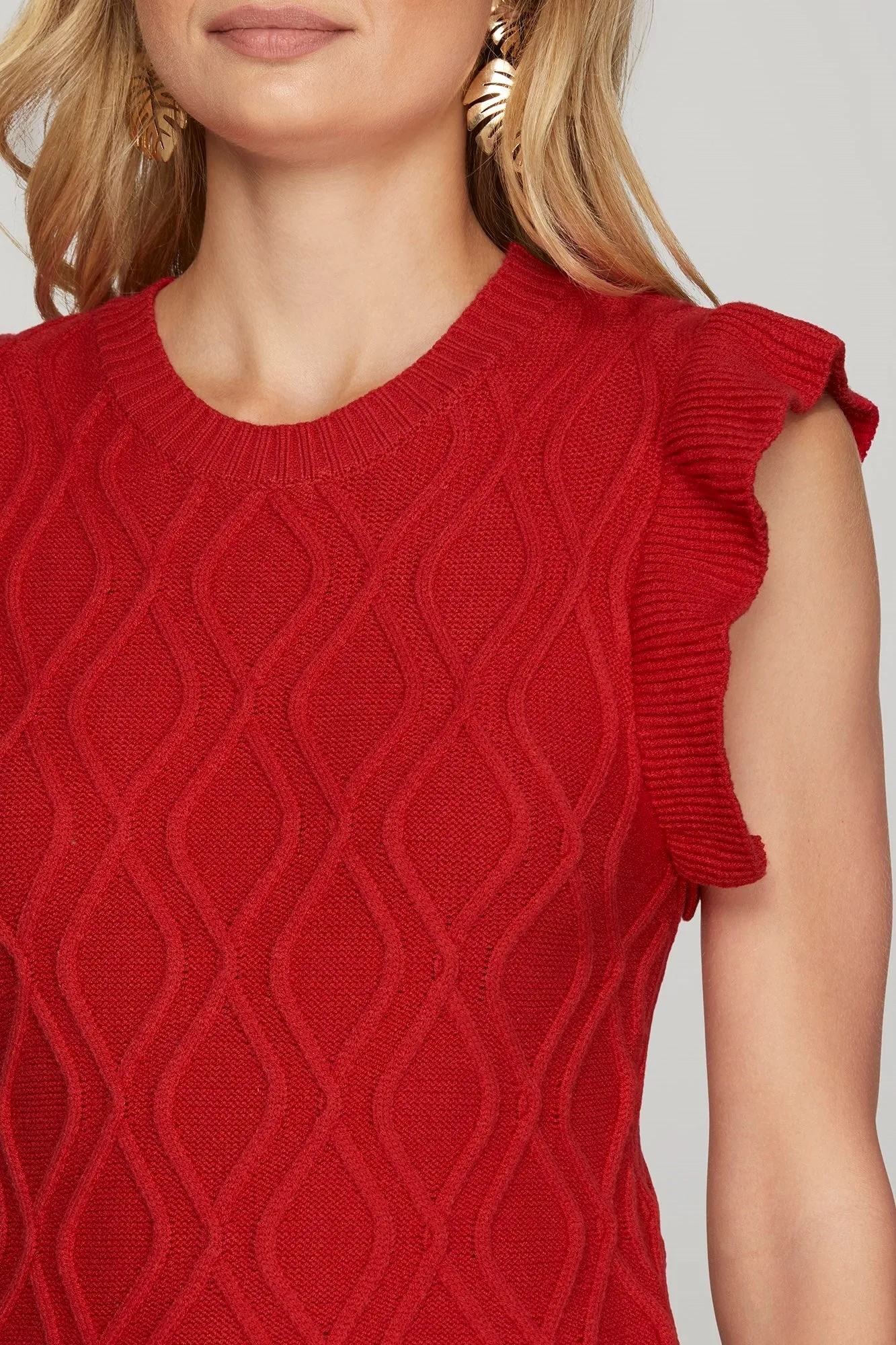 RUFFLED SLEEVE CABLE KNIT SWEATER