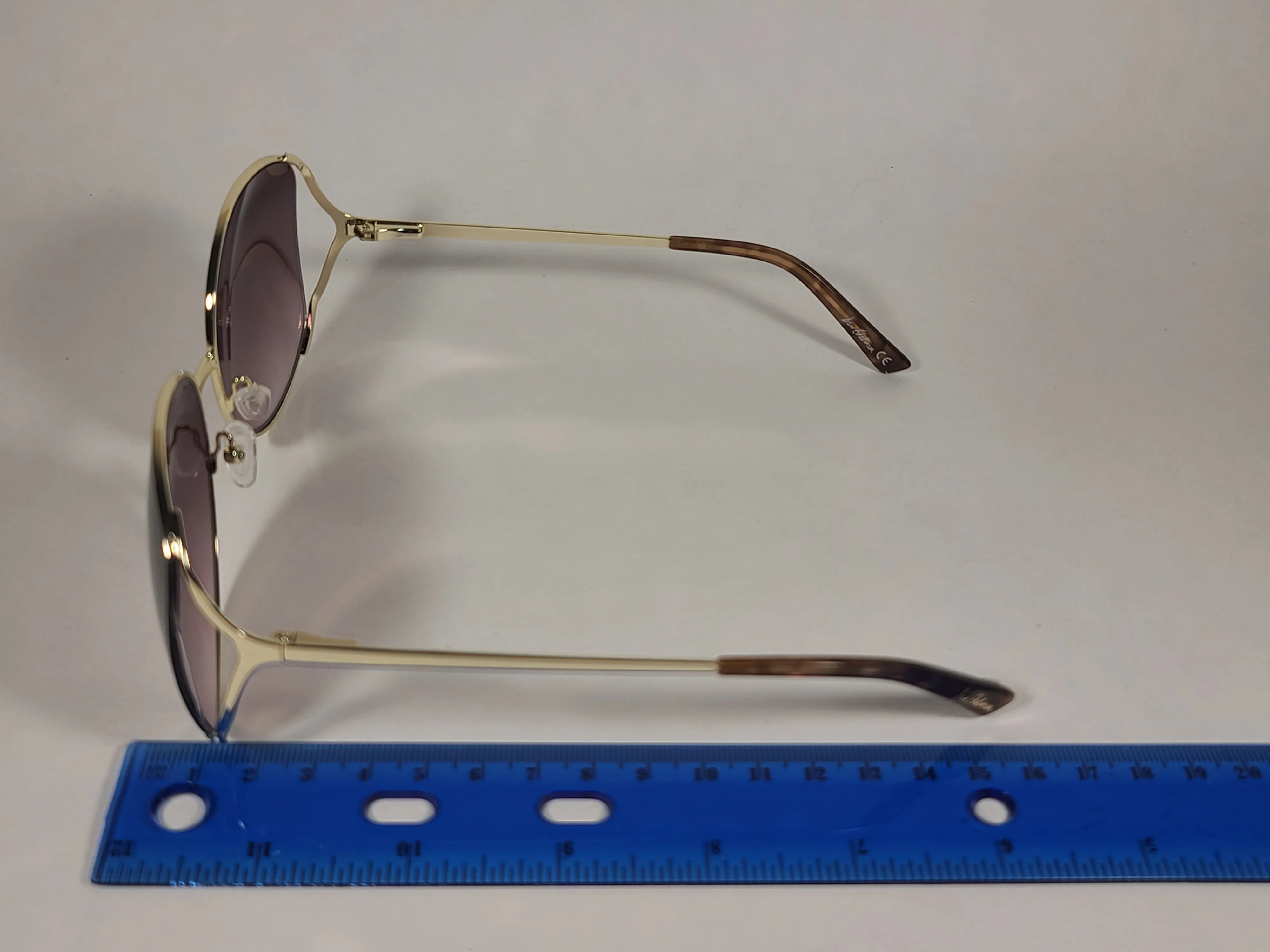 Sam Edelman Oversize Vented Sunglasses Gold Tone Frame Gold Mirror Lens SE145 GLD