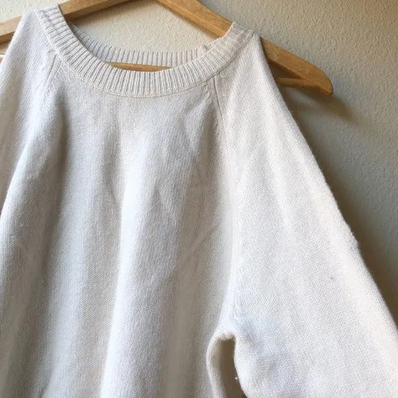 Sea Bleu Cold Shoulder Cashmere Sweater - M