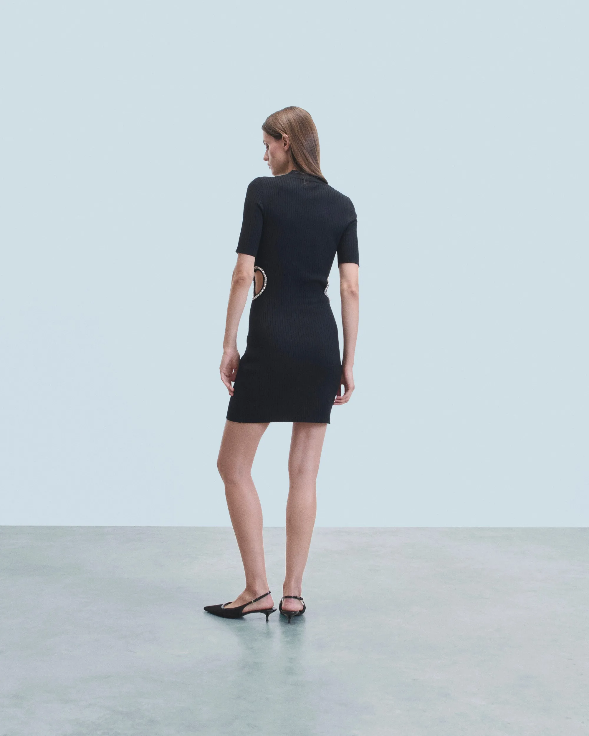 Short Sleeve Short Dress Jewelery Heart (H24 / Woman / Black / 100% Merino Wool RWS)