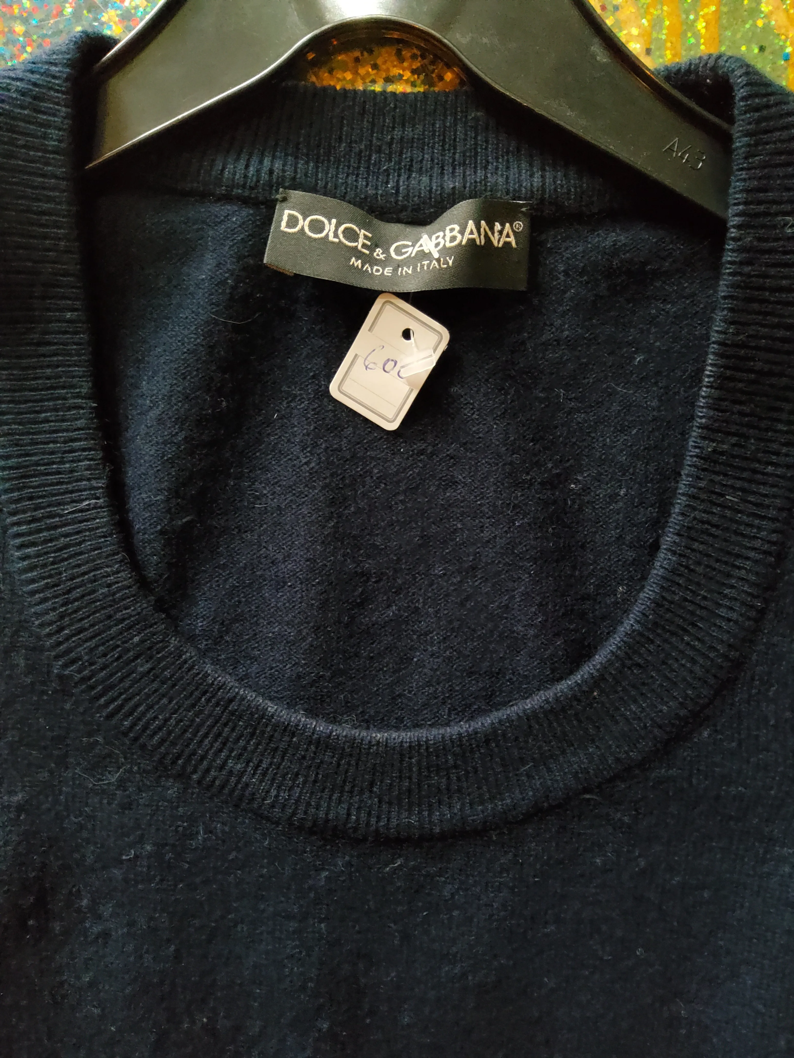 Sleeveless cashmere sweater