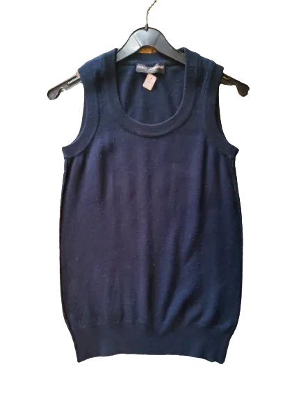 Sleeveless cashmere sweater