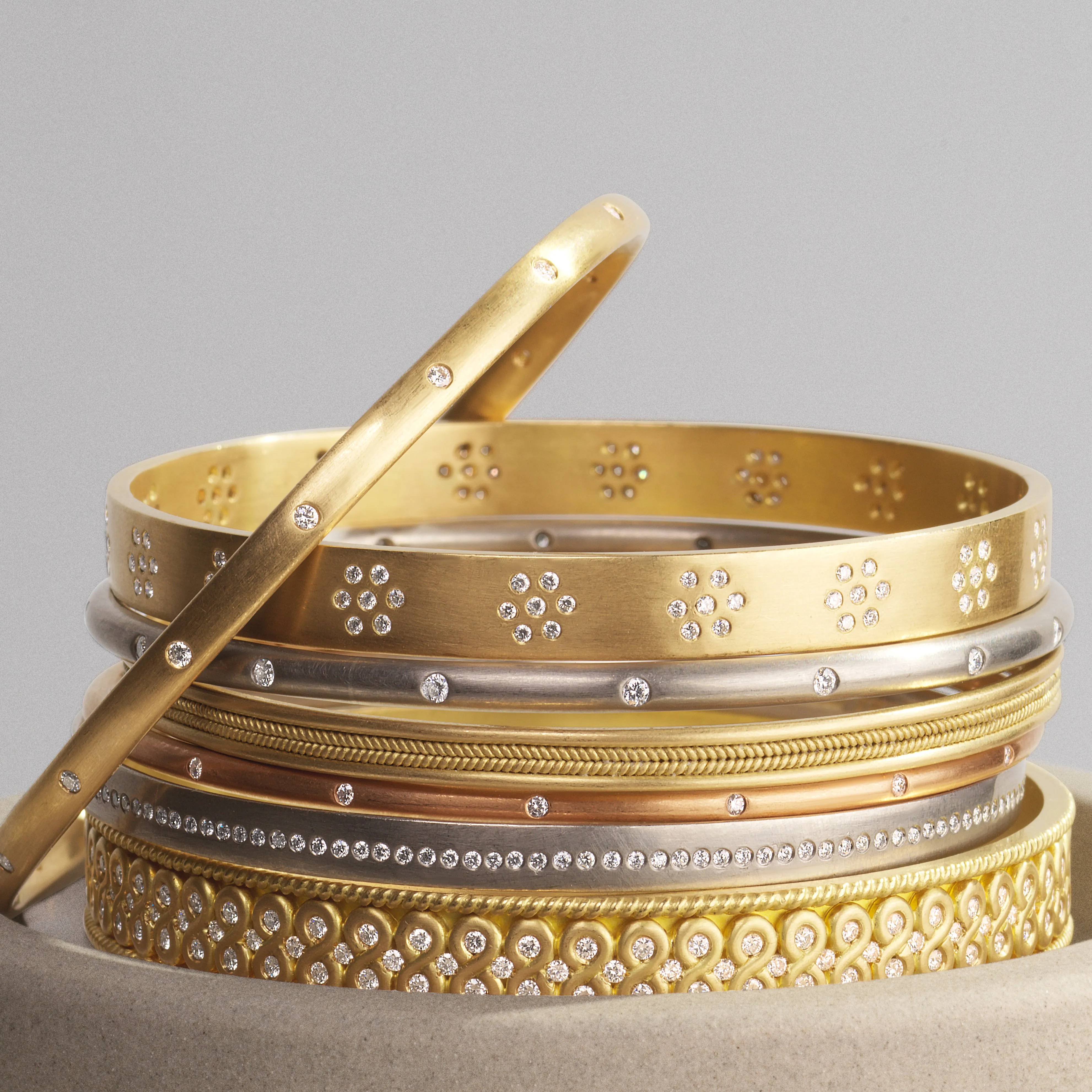 Snowdrop "Yamuna" Diamond Bangle in 20K Peach Gold