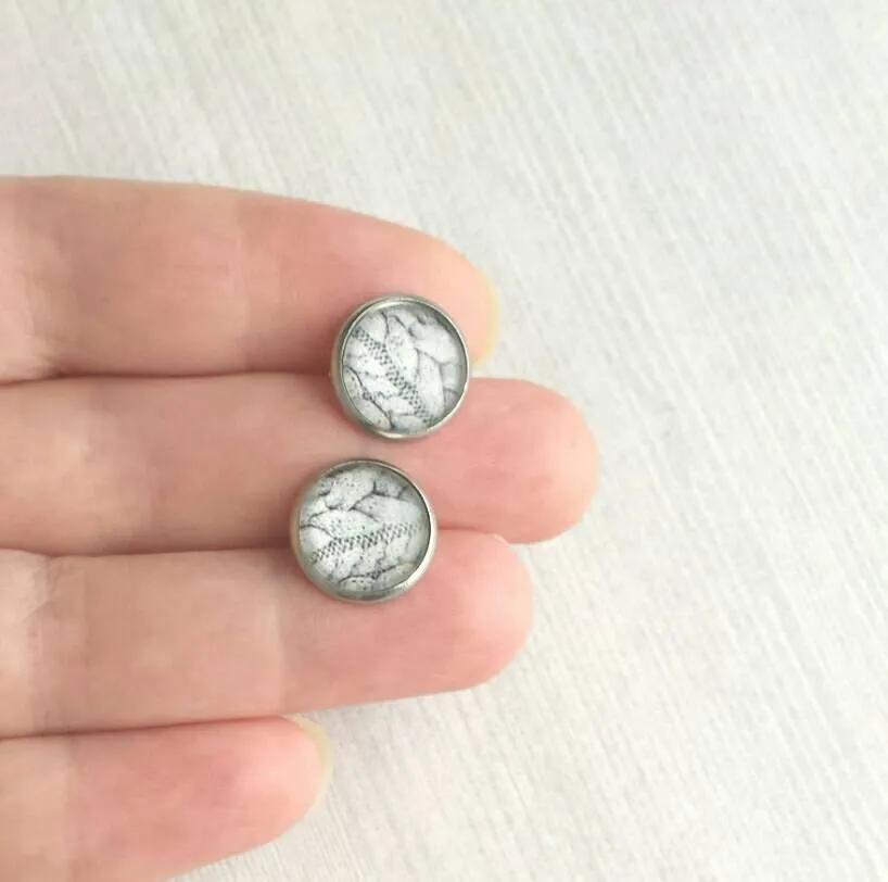 Sweater Earring, grey sweater earring, cable knit earring, winter stud, grey winter earring, winter stud, cozy earring, gray stud earring