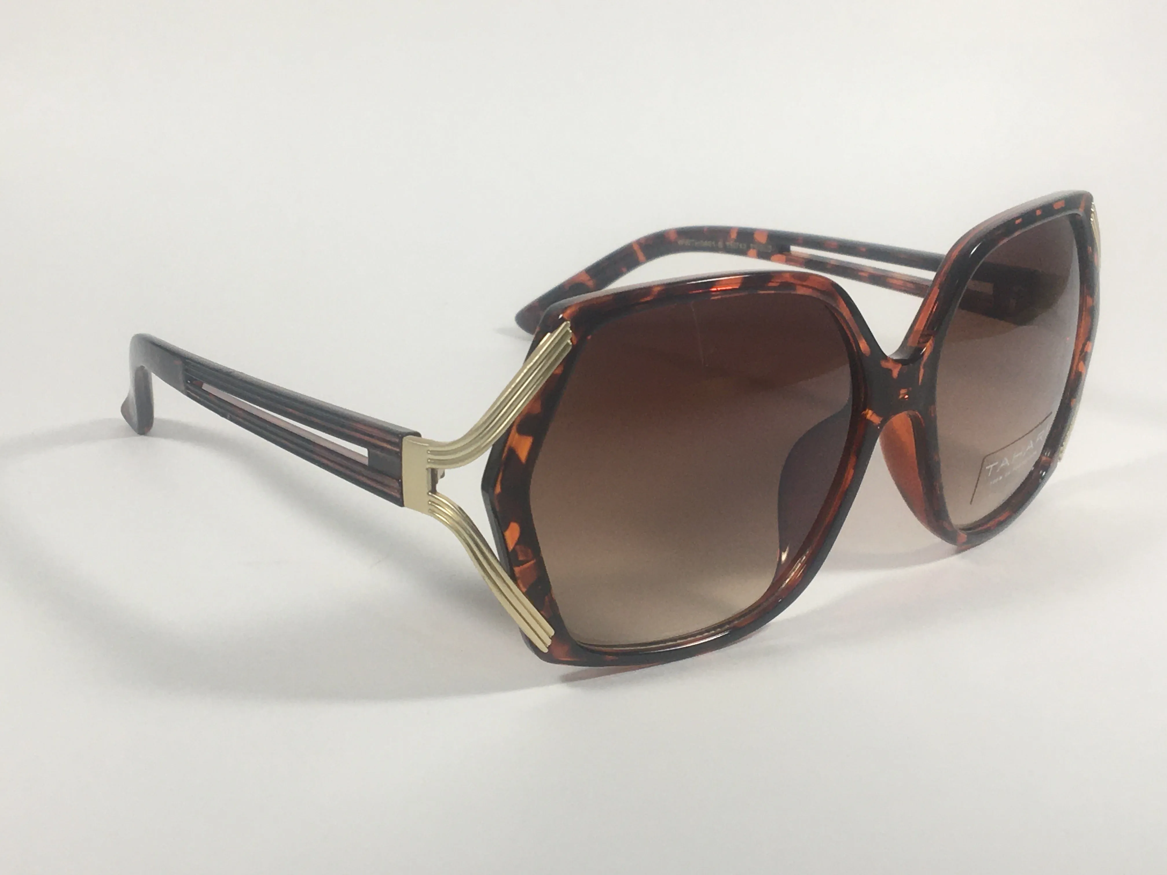 Tahari Butterfly Sunglasses Brown Tortoise And Gold Frame Brown Gradient Lens TH742 TSGLD