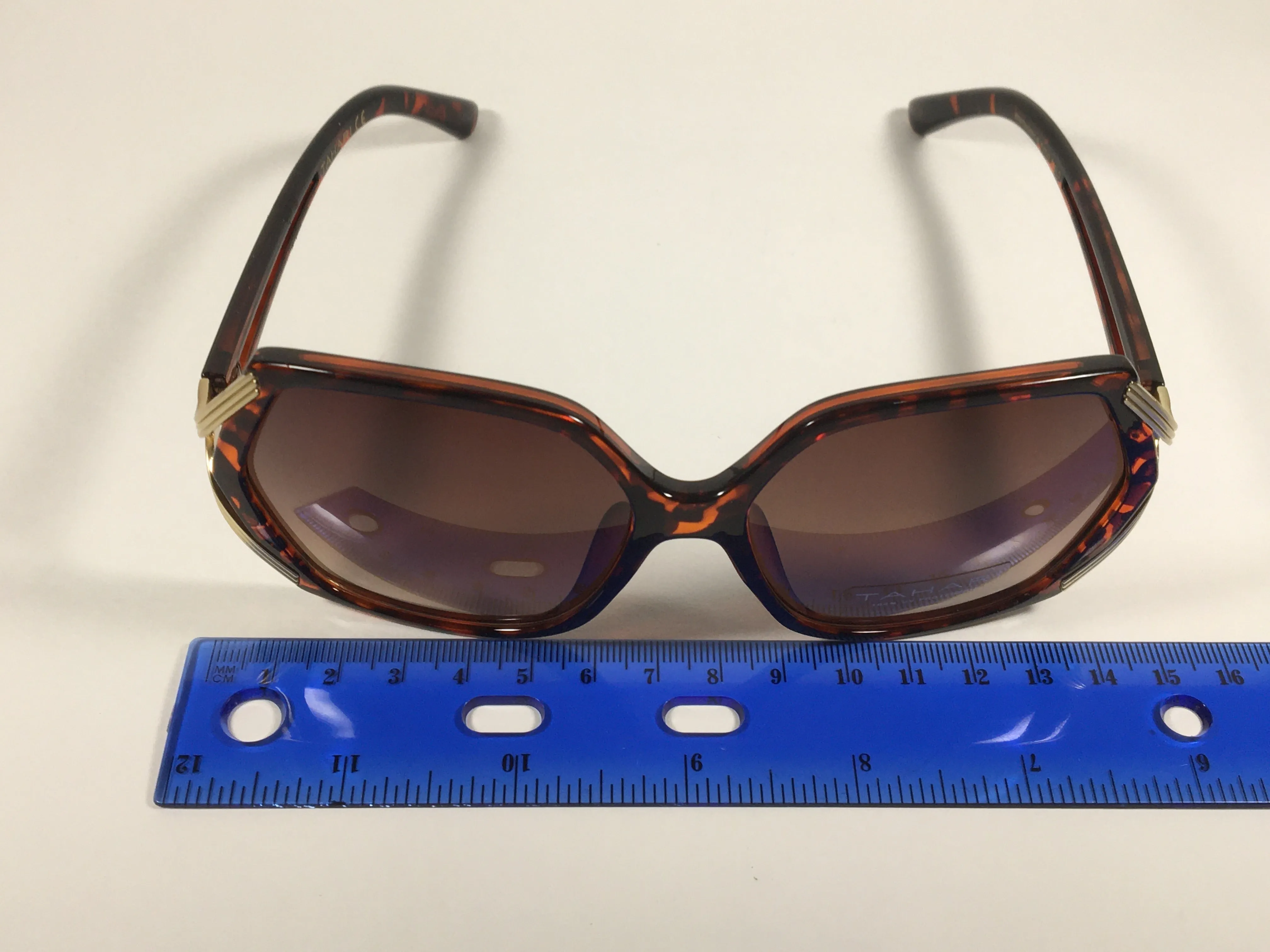 Tahari Butterfly Sunglasses Brown Tortoise And Gold Frame Brown Gradient Lens TH742 TSGLD
