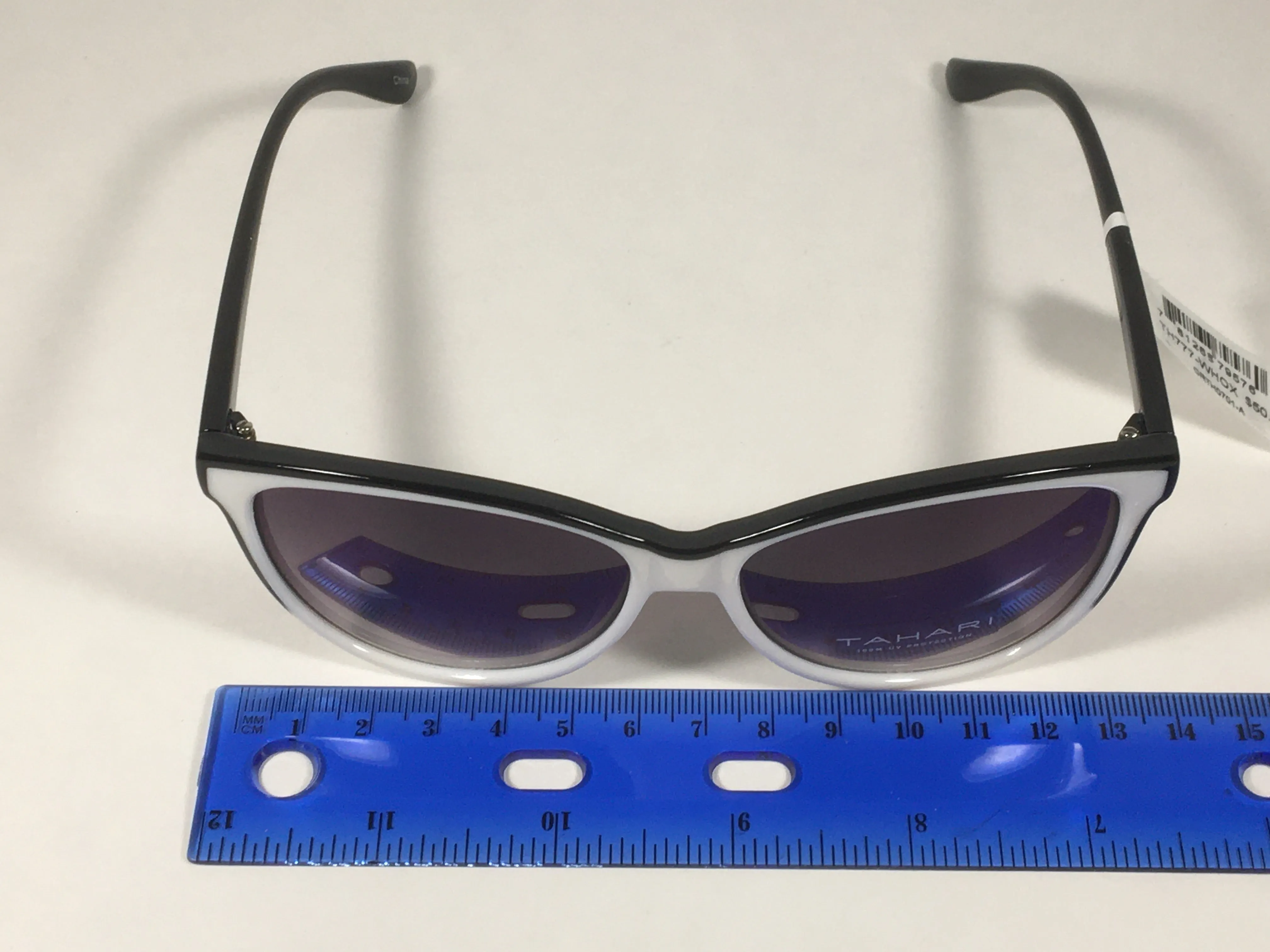 Tahari Cat Eye Sunglasses Two Tone Black White Smoke Gradient Lens TH777 WHOX