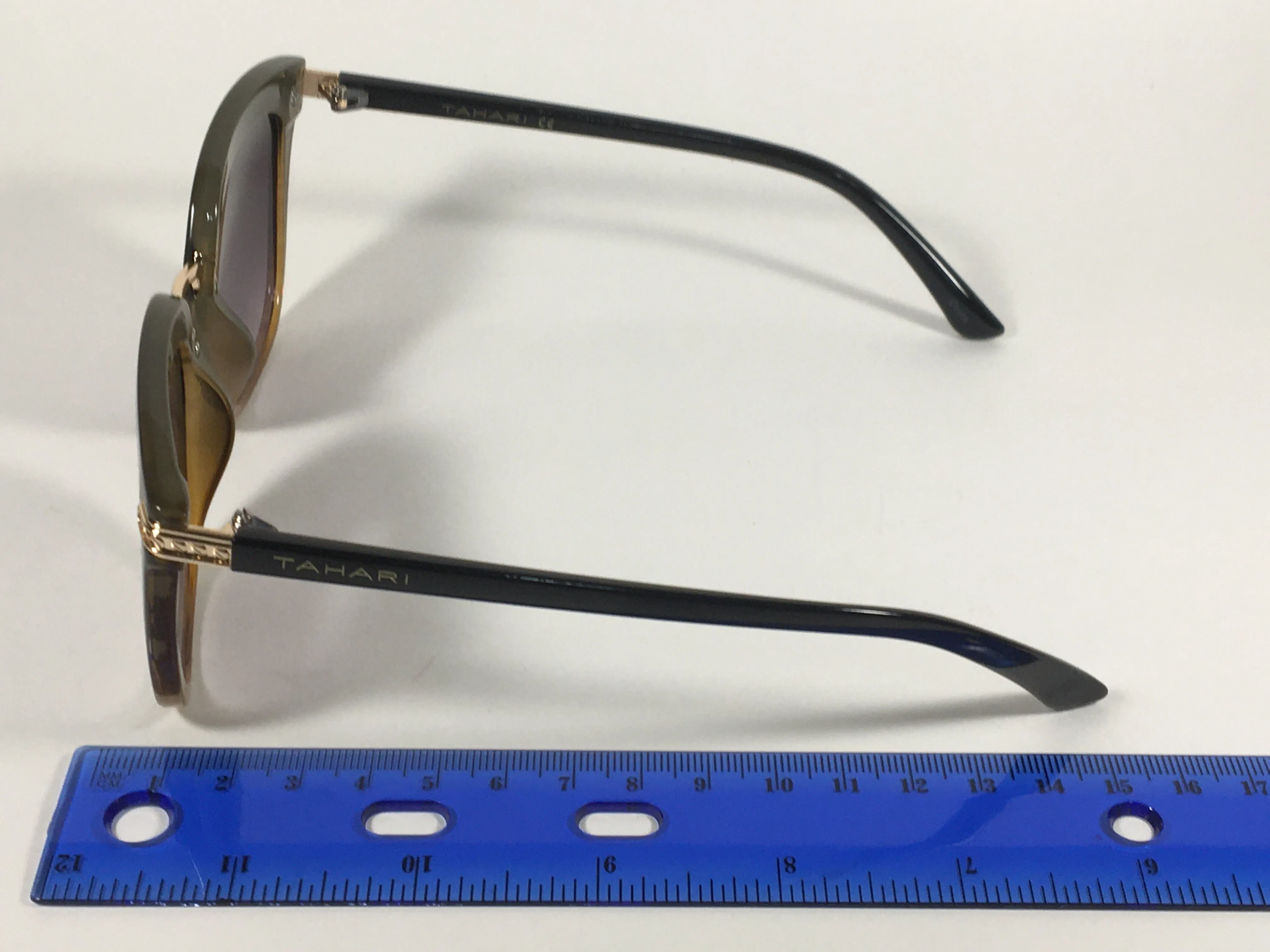 Tahari Large Cat Eye Sunglasses Black Brown Wood Plastic Frame Smoke Lens TH712 OXWD