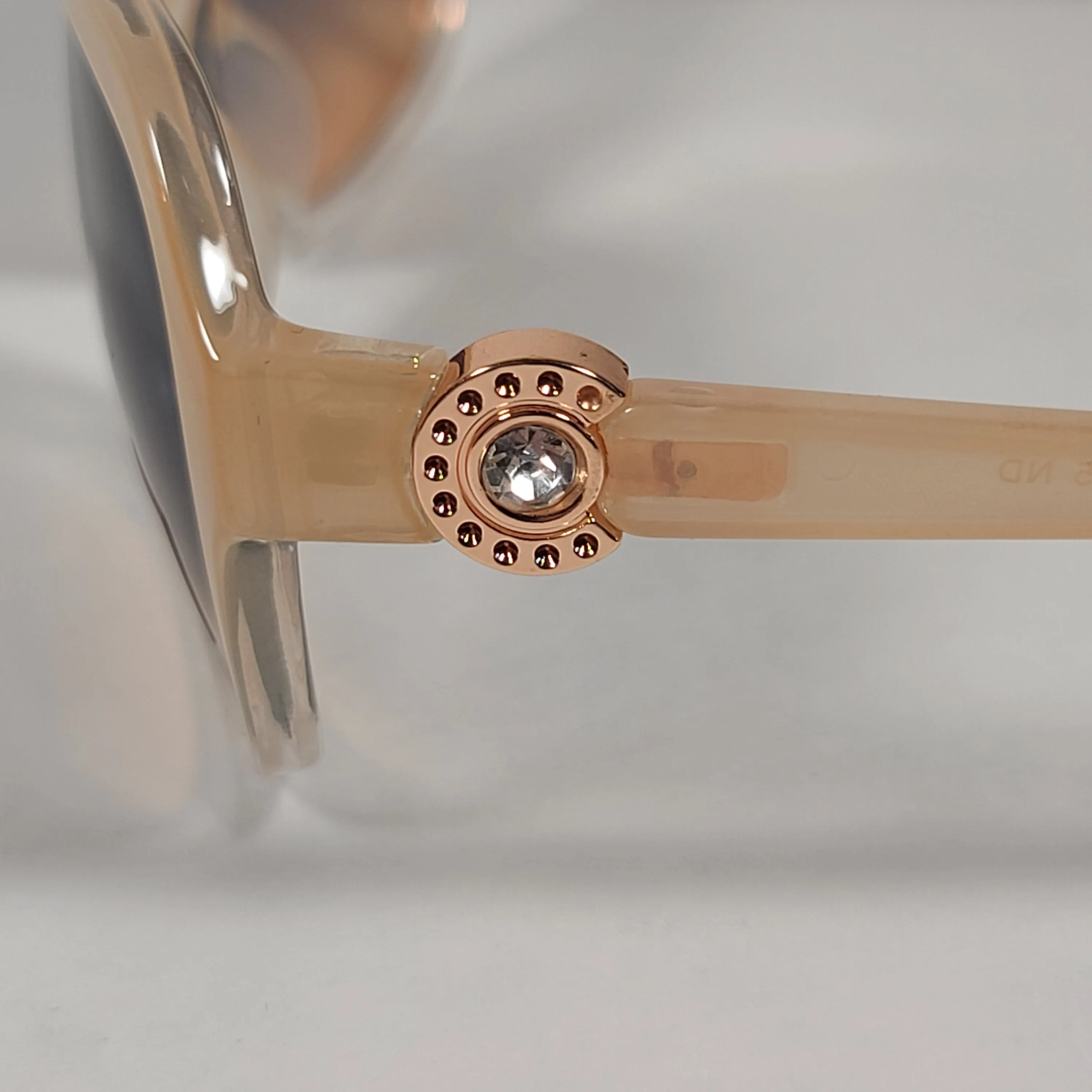 Tahari Rectangle Sunglasses Nude And Rose Gold Frame Blue Gradient Lens TH755 ND