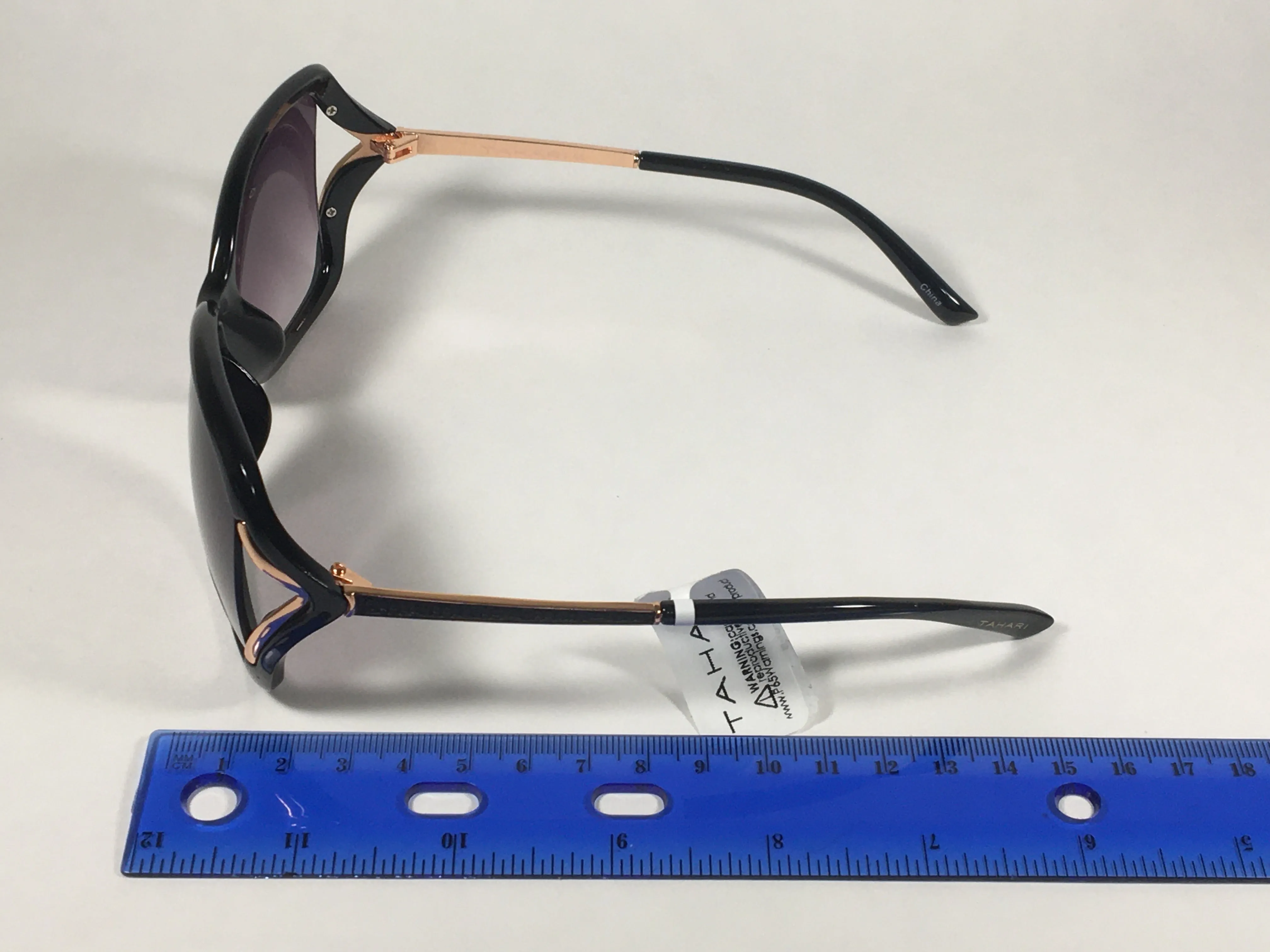 Tahari Vented Butterfly Sunglasses Black Gloss Rose Gold Frame Smoke Gray Gradient Lens TH776 OX