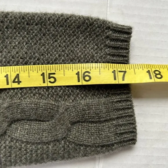 Talbots 100% cashmere olive green A LINE sweater MP