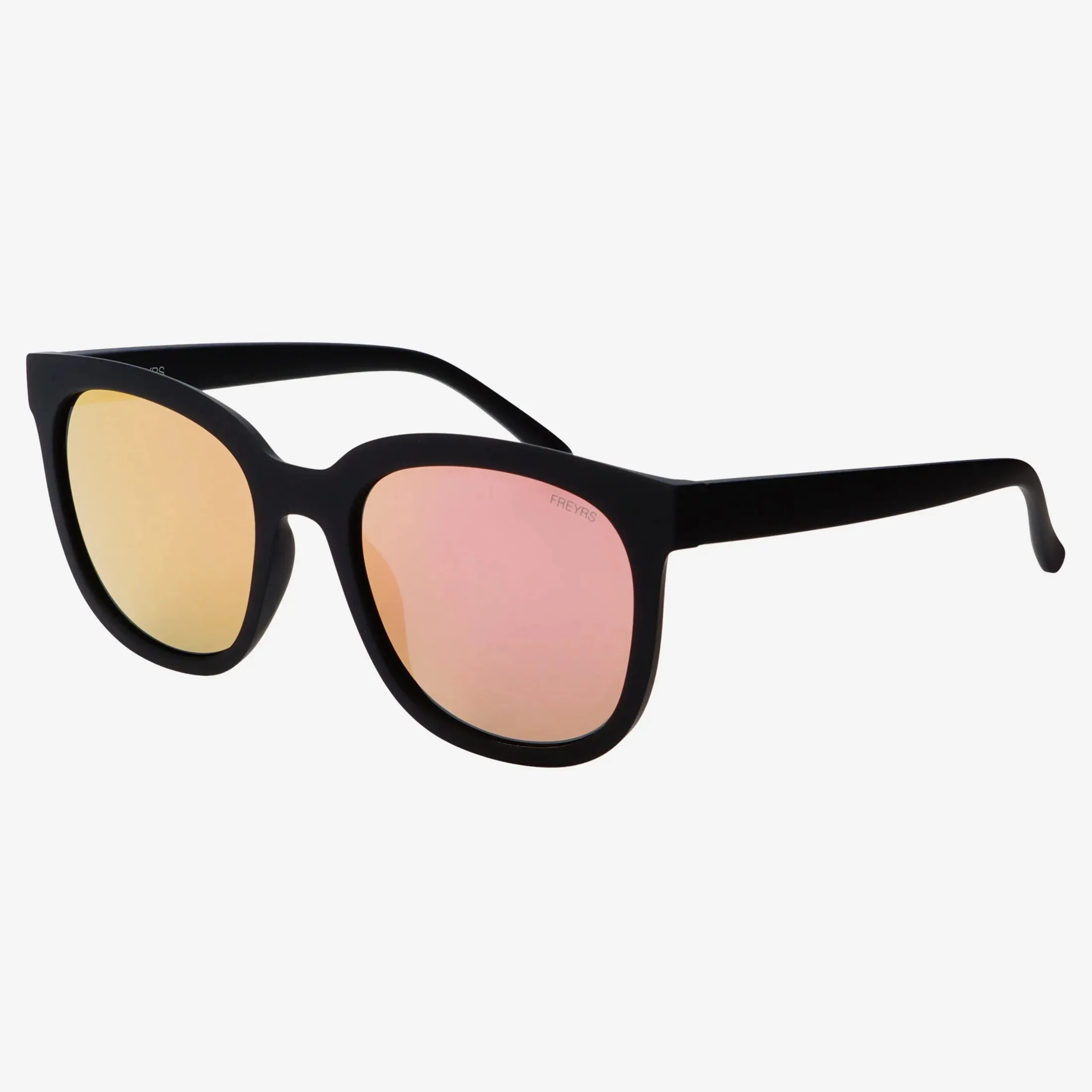 Taylor in Matte Black