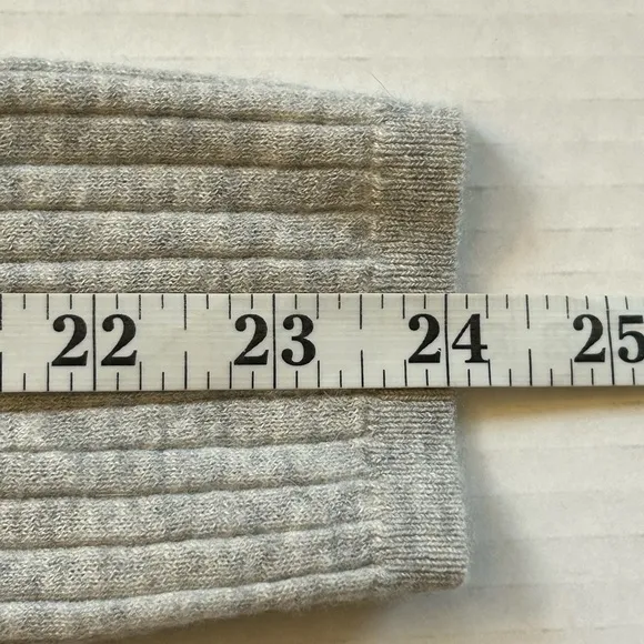 THE CASHMERE PROJECT LARGE thin gray rubbled sweater