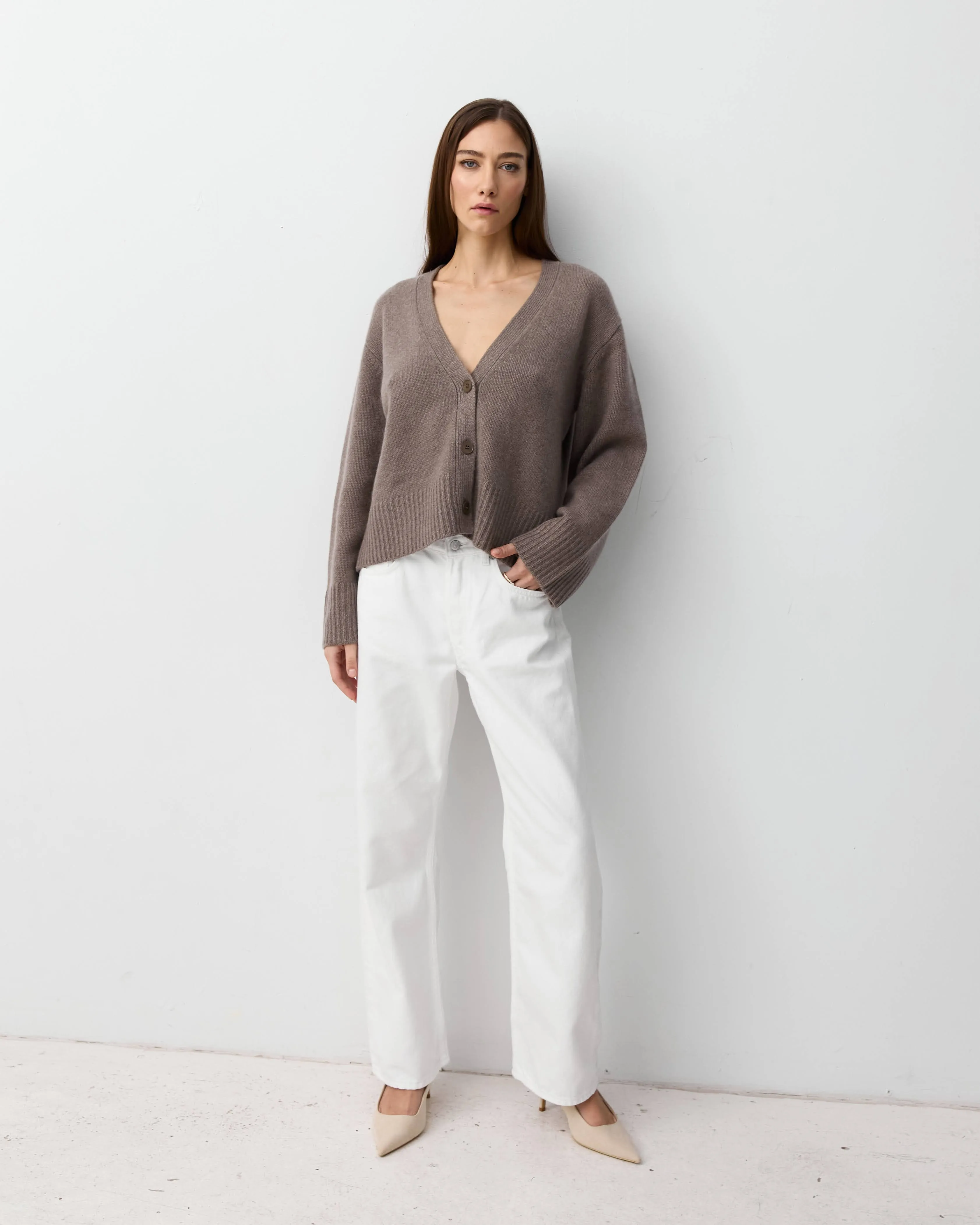 THE CLASSIC CARDIGAN - BRACKEN