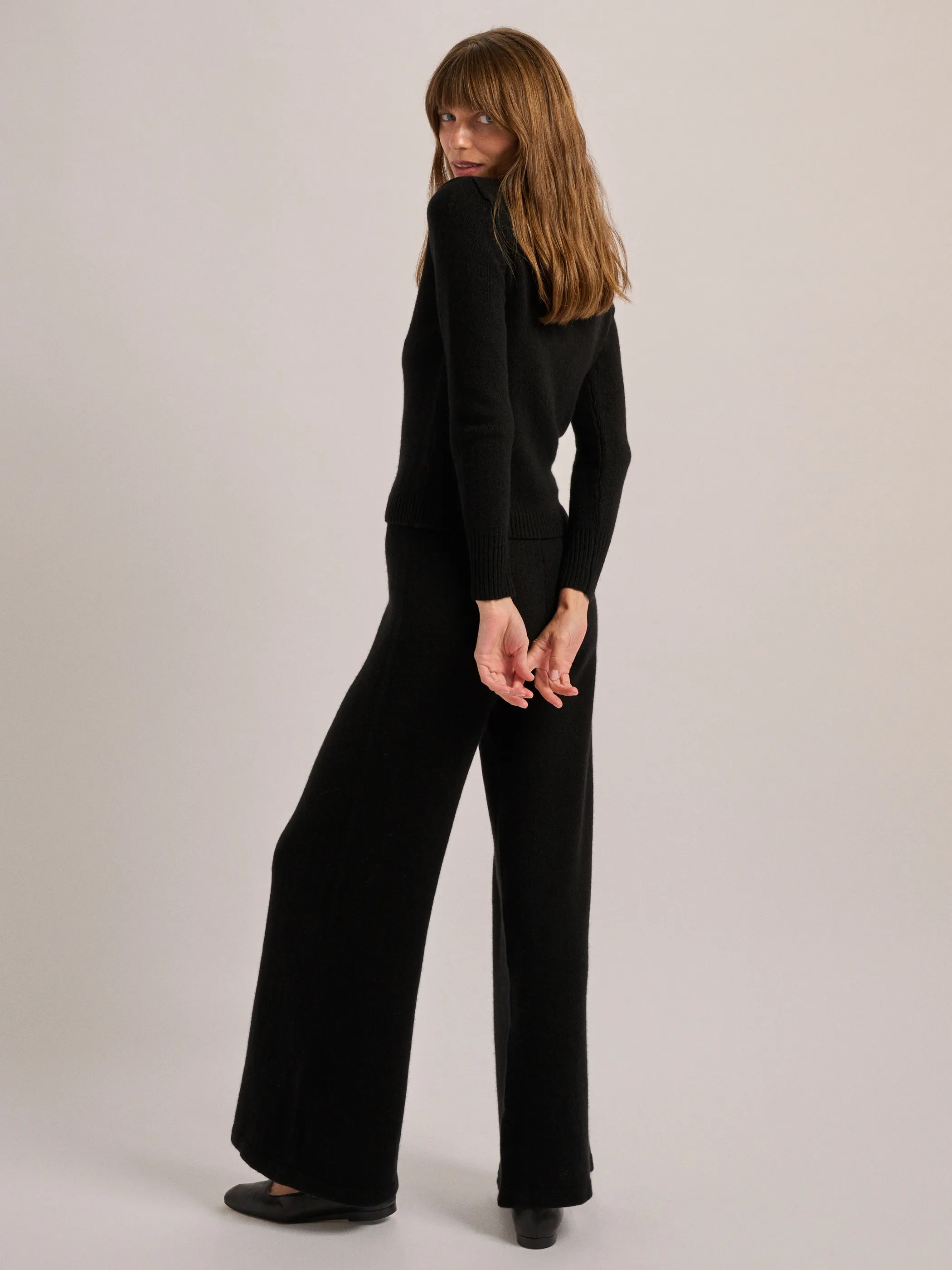 The Sarra Bracelet Crewneck Sweater in Cashmere