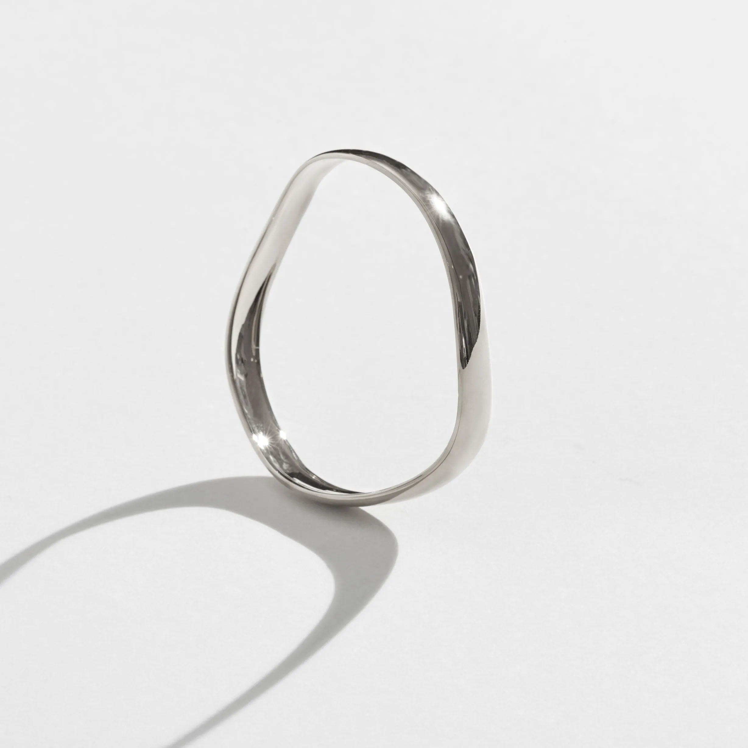 Thick Ophelia Bangle