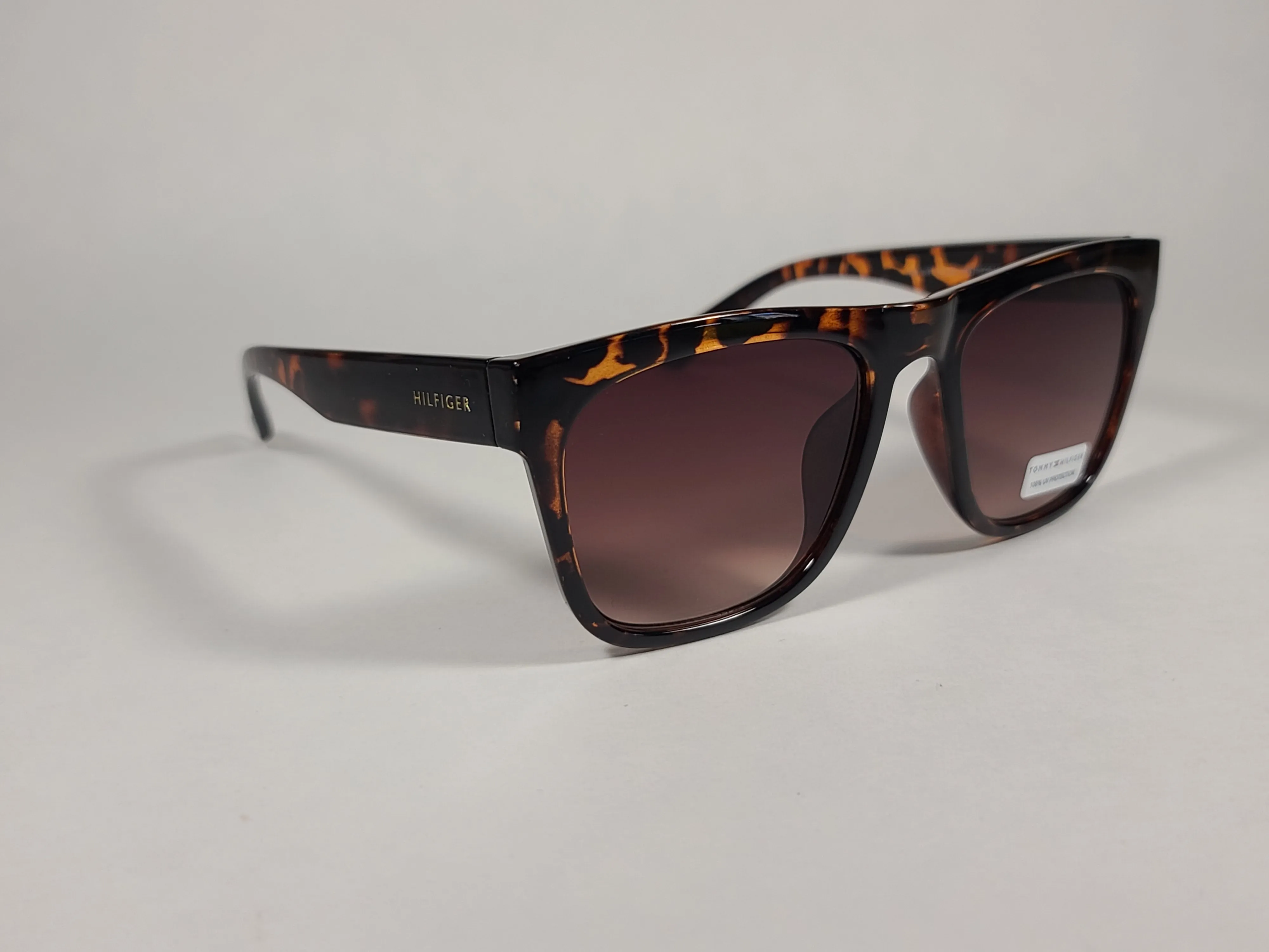 Tommy Hilfiger Kim Squared Sunglasses Brown Tortoise Frame Brown Gradient Lens WP OL450