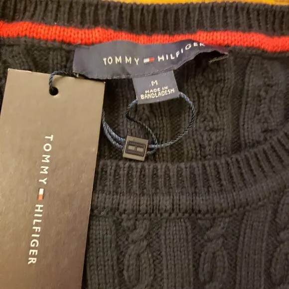 Tommy Hilfiger navy blue Cable knit sweater size medium