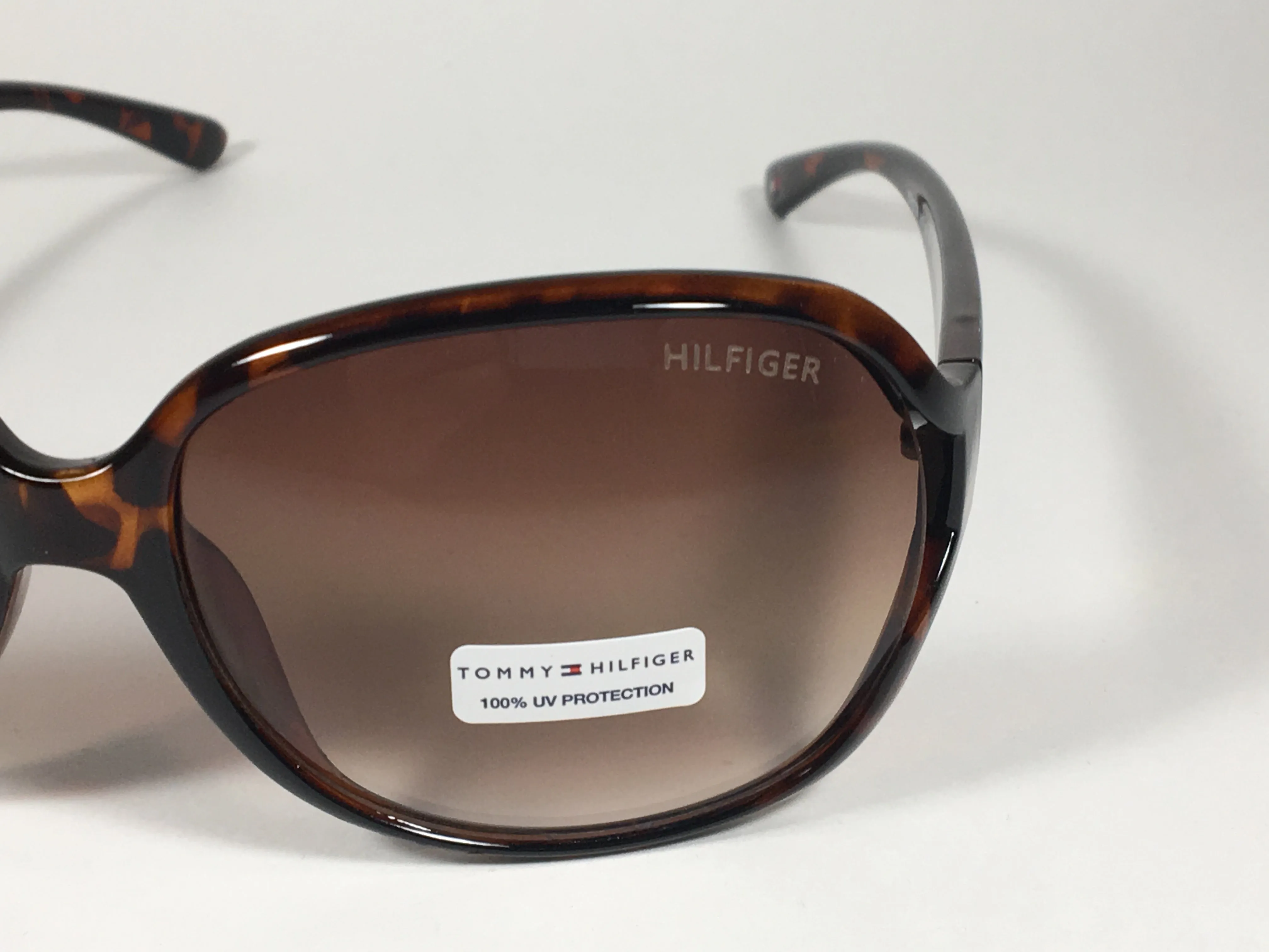 Tommy Hilfiger "Trista" WP OL33 Vented Oversize Sunglasses Brown Tortoise Frame Brown Gradient Lens