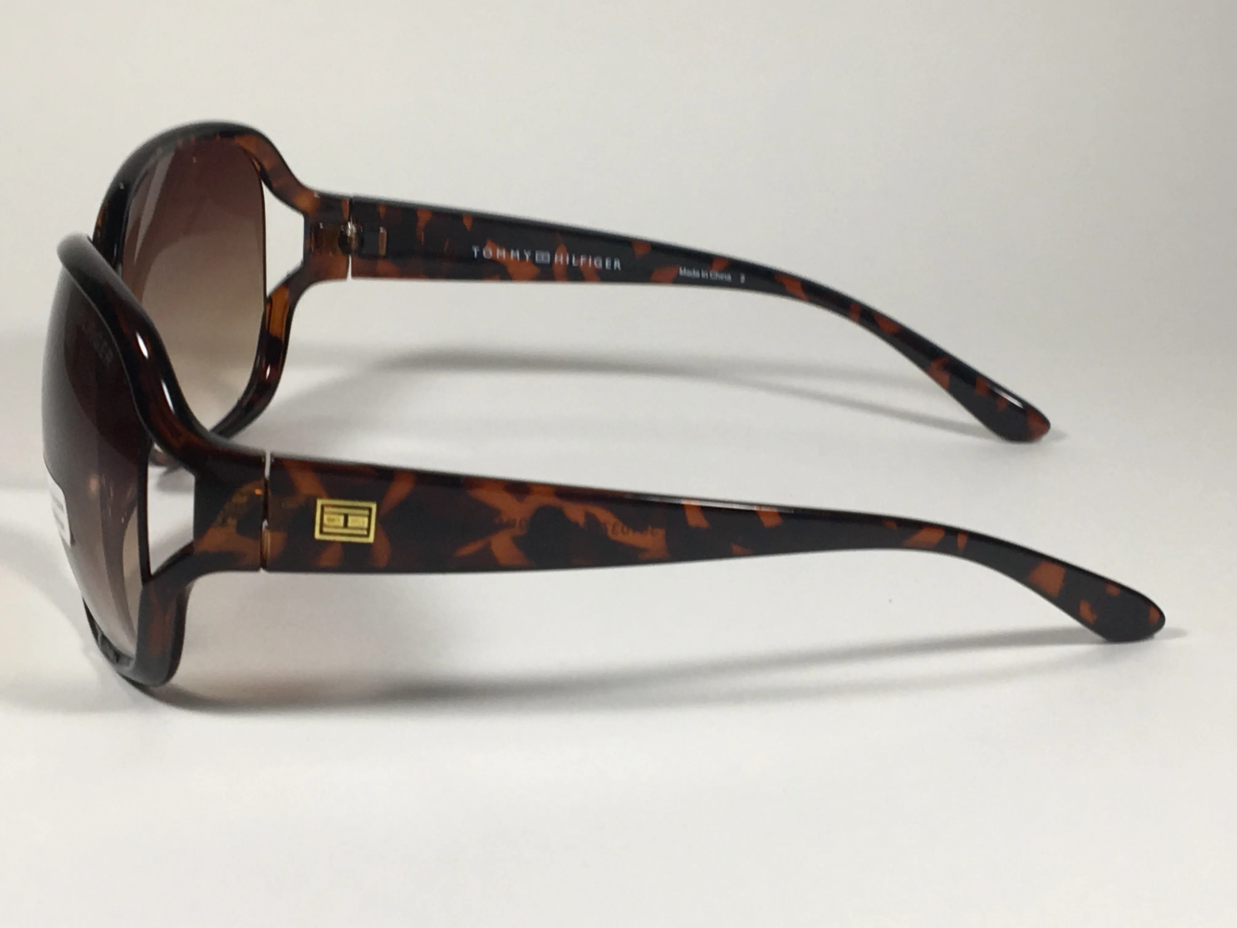 Tommy Hilfiger "Trista" WP OL33 Vented Oversize Sunglasses Brown Tortoise Frame Brown Gradient Lens