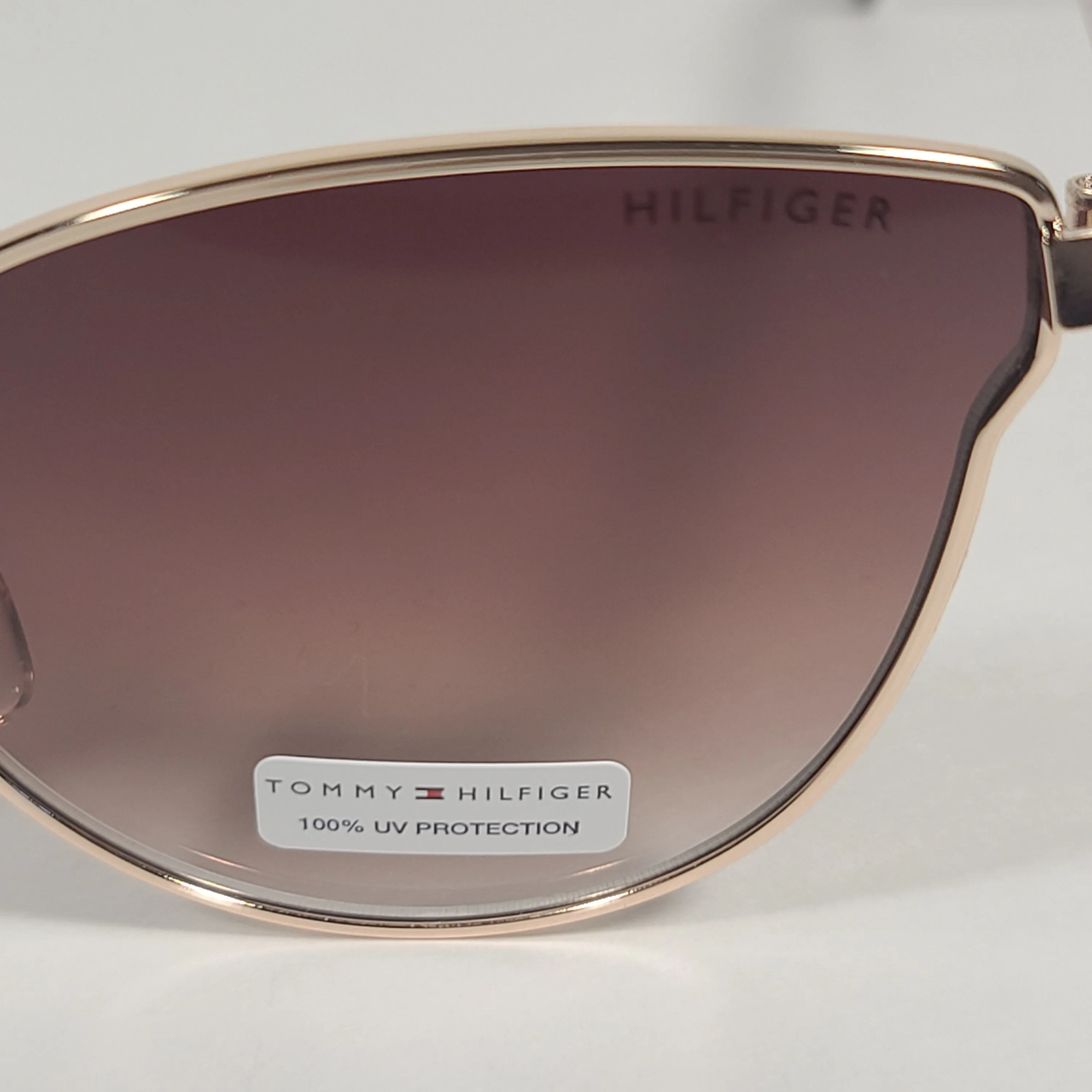Tommy Hilfiger Zendaya Cat Eye Sunglasses Gold Frame Brown Gradient Lens ZENDAYA WM OL482