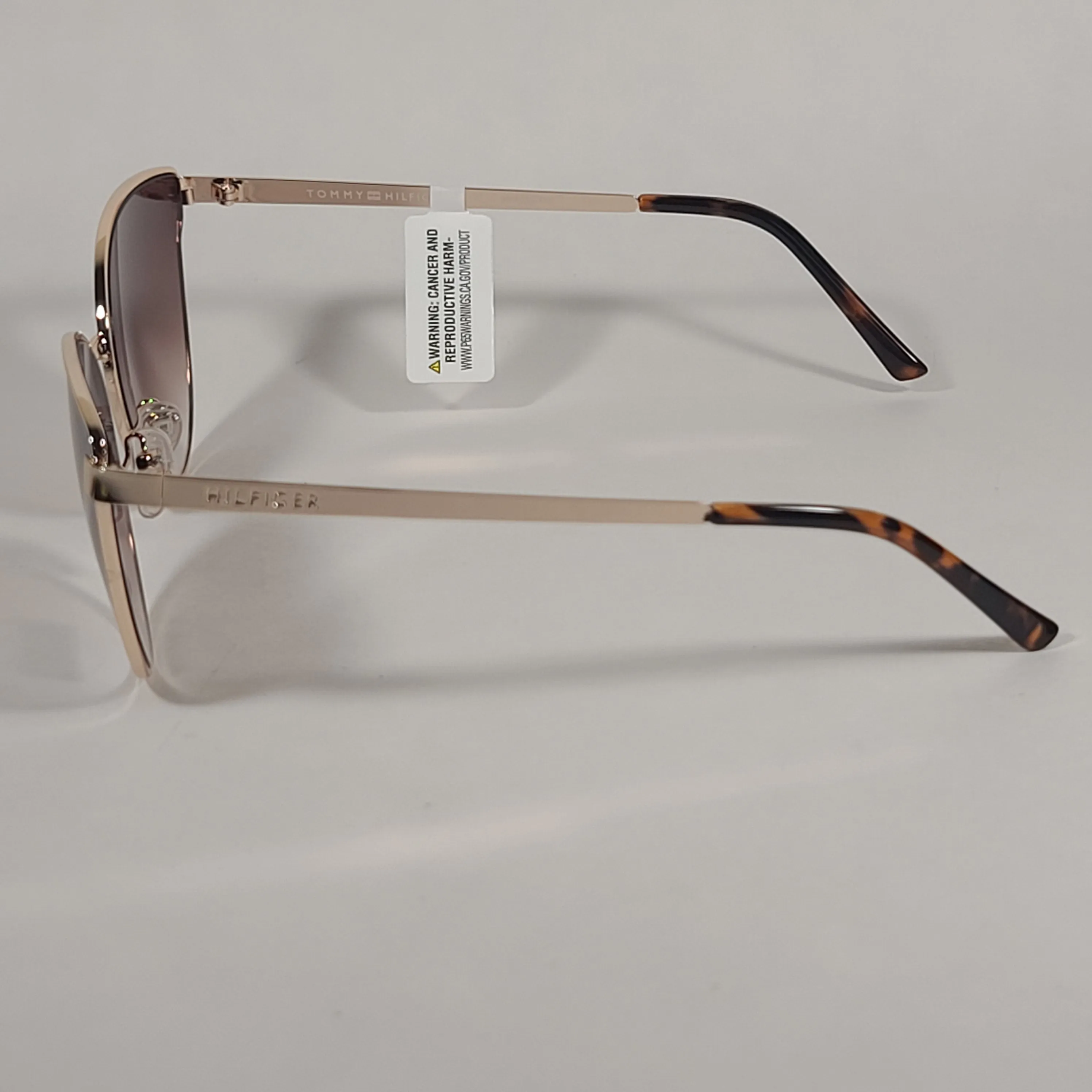 Tommy Hilfiger Zendaya Cat Eye Sunglasses Gold Frame Brown Gradient Lens ZENDAYA WM OL482