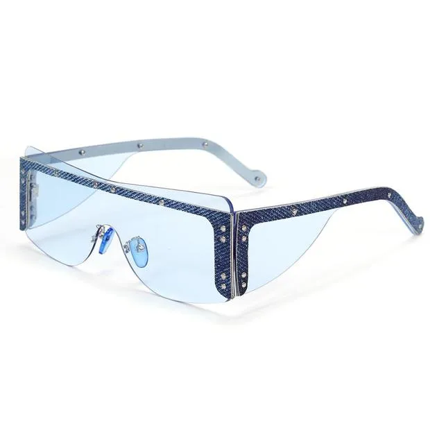 Too Saucy Sunnys