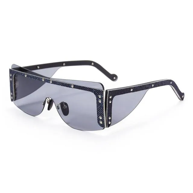 Too Saucy Sunnys