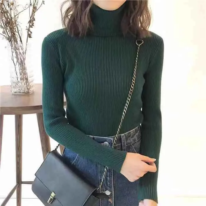 Turtleneck Aura™ | Women's Turtleneck Sweater | Soft Knit, Fitted Design & Cozy Warmth