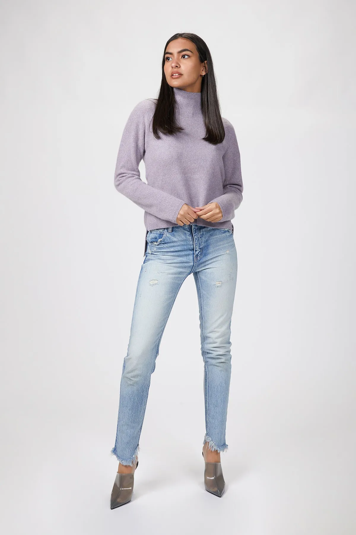 TURTLENECK CASHMERE SWEATER