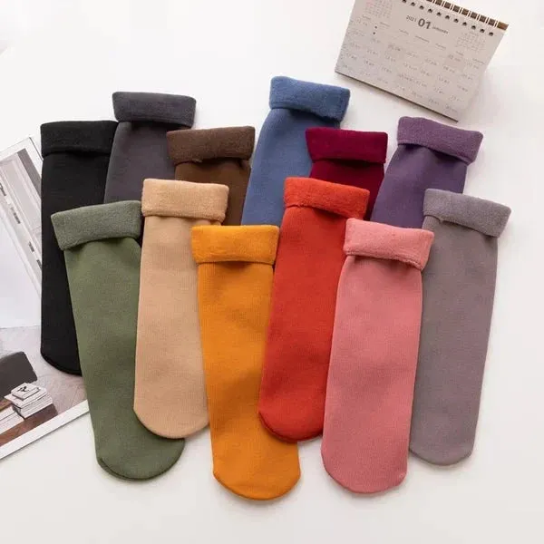 Unisex Snugly Wool Winter Thermal Socks